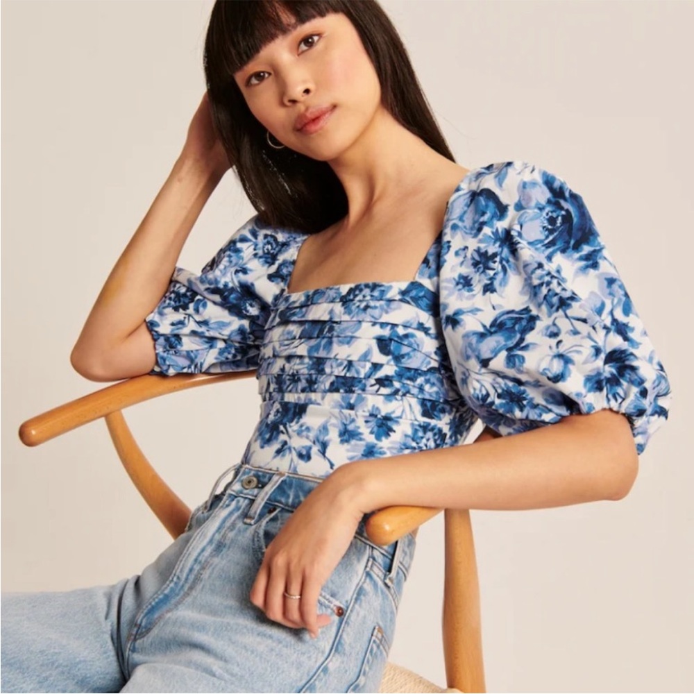 Abercrombie & Fitch Puff Sleeve Poplin Top